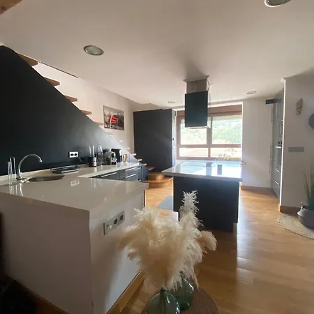 Διαμέρισμα Duplex Markina Xemein *